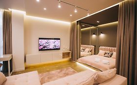 Vodogray luxury apartments with underground parking Елітний Житловий комплекс